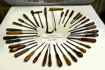 Musée du couteau Laguiole, gouges et outils de travail du bois